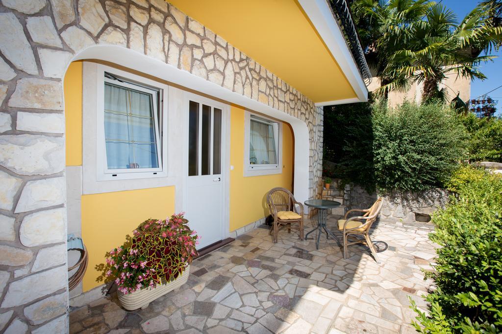 Apartment Dolores โอปาติยา ภายนอก รูปภาพ