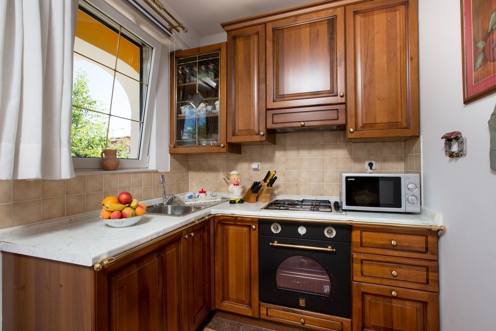 Apartment Dolores โอปาติยา ภายนอก รูปภาพ