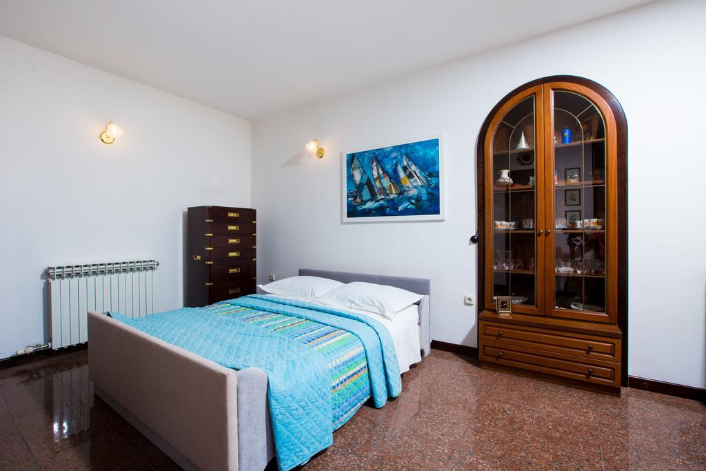 Apartment Dolores โอปาติยา ภายนอก รูปภาพ
